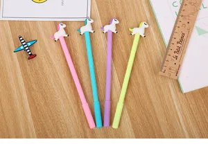 Lot de quatre stylos à gel licorne colorés pour étudiants et papeterie de bureau