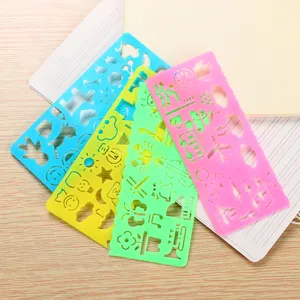 Kit de pochoirs de dessin colorés pour enfants avec motifs créatifs pour l'école