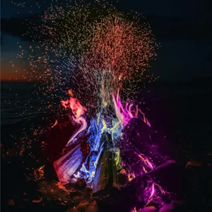 Farbige Flammen Pulver Lagerfeuer Detailansicht für Outdoor Camping Party Nacht Feuer Deko