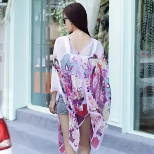 Bloemenprint chiffon zonbescherming sjaal voor strand met parel knoop detail