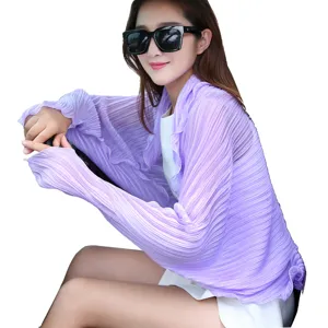 Eleganter lila plissierter Chiffon-Schal für Damen mit Rüschen zum sommerlichen Sonnenschutz