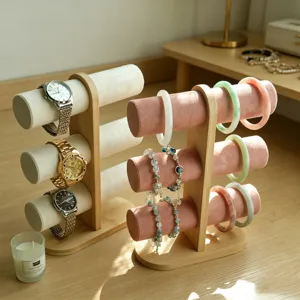 Drielaags bamboe sieradenrek met zachte fluwelen cilinders voor armbanden en horloges detail