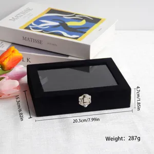 Dimensioni dettagliate e peso della scatola per gioielli in velluto nero con coperchio in vetro.