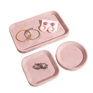 Elegante roze fluwelen sieradentray set voor ringen, oorbellen en armbanden