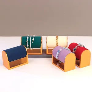 Espositori per gioielli in velluto per orologi e braccialetti in vari colori coordinati