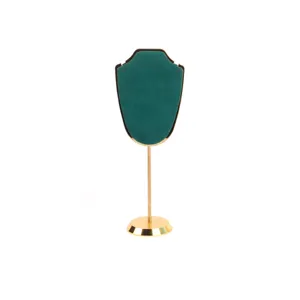 Soporte de exhibición de collares profesional en terciopelo verde oscuro y metal dorado