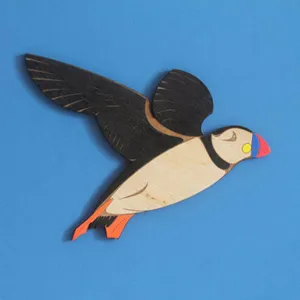 Wooden flying puffin bird wall hanging decoration detail, 3mm thick wooden craft ornament.
