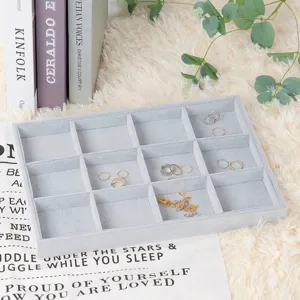 Luxe grijze fluwelen sieraden organizer tray met 12 vakken voor diverse sieraden
