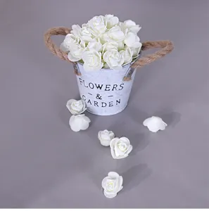 Teste di rose artificiali in schiuma bianca in secchiello per decorazione nozze fai da te 3.5cm