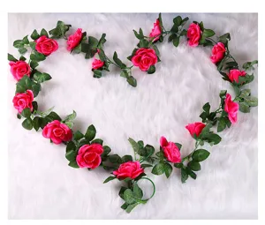 Ghirlanda di fiori di rose artificiali, decorazione murale appendiabiti in seta rosa.