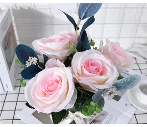 Künstlicher rosa Rosen Blumenstrauß für Heimhochzeit Dekoration und Party Blumenarrangements.