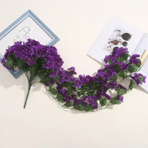 Plante suspendue artificielle en rotin de fleurs violettes pour décoration murale maison