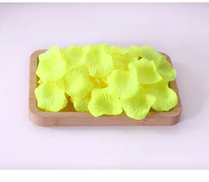 Künstliche Rosenblätter gelbe Seidenblumen Blütenblätter für Hochzeit Party Deko Romantik