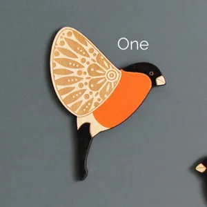 Wooden bird wall hanging detail craft, 3mm thick wooden board, decorative accent piece.