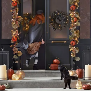 Ghirlanda di Halloween pipistrello nero decorazione luminosa porta per festa e casa.