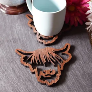 Highland Cow Wooden Coaster Hollow Wood Anti Slip Cup Mat American Style Table Decoration Home Kitchen Mat