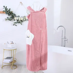 Asciugamano da bagno indossabile rosa da donna, morbido accappatoio spa con tasca.