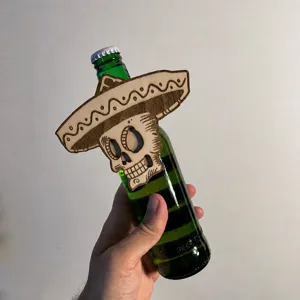 Halloween wooden skull bottle decoration party hanging prop for festive atmosphere and drinks.
