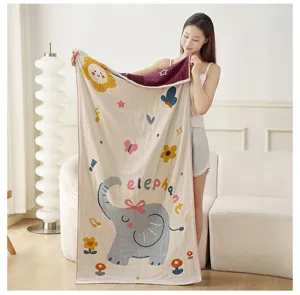 Suave toalla de baño de gasa de algodón para niños con diseño de elefante, muy absorbente.