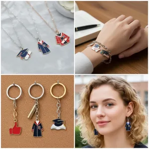 Detailansicht von Emaille-Anhängern zum Thema Abschluss für Schmuck-DIY-Projekte