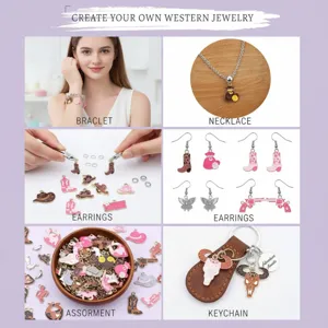Detailansicht von 20 rosa Emaille Western Cowboy Anhängern für DIY-Schmuckherstellung