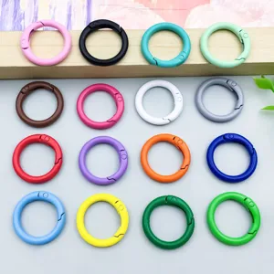 Assorted colorful paint-sprayed circular spring gate buckles for DIY accessories
