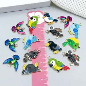 Breloques et pendentifs oiseaux en émail coloré pour la création de bijoux DIY uniques