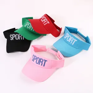 Visiere de soleil sport avec lettre brodee, casquette d'ete respirante pour plein air.