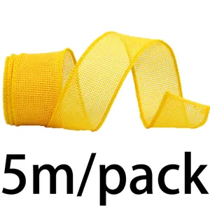 Gelbes Netzband mit Drahtkante im Detail, perfekt für Geschenkverpackung und Schleifen.