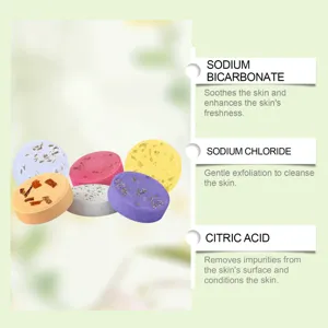 Aromatherapy shower steamers me botanika systatika gia xalarotiki peripoiisi somatos sto spiti.