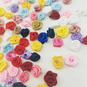 1,5 cm roses en ruban de satin mini fleurs en tissu faites à la main pour bricolage mariage