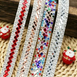 Ruban de Strass en Verre Polyester Bordure en Cristal Autoadhésif pour Décoration Maison Bricolage Couture de Vêtement