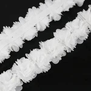 Nastro di finitura per fiori in pizzo chiffon bianco 45mm accessorio per cucito artigianale.