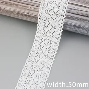 Witte katoenen kantlint variant van 50mm breed, perfect voor DIY bruidsjurk naaien en ambacht decor