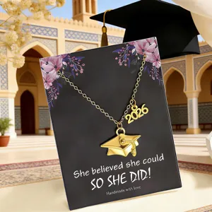 2026 afstudeerhoed ketting op een motiverende cadeaukaart met elegant bloemendesign
