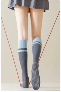 Chaussettes de sport de compression pour femmes, chaussettes de yoga respirantes.