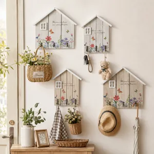 Pastoral Wooden Key Holder For Wall Entryway Creative House Shaped Key Box Decorative Hanging Organizer With Metal Hooks