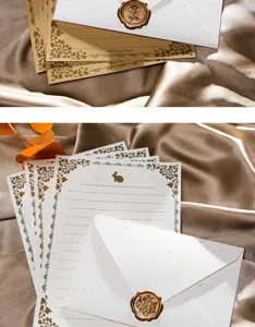 Set de papeterie vintage élégant avec enveloppes, papier à lettre et cachet de cire.