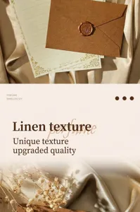 Vue de détail de l'enveloppe en texture de toile et du papier à lettres avec sceau en cire.
