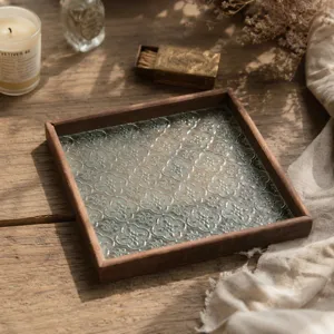 Bandeja de madera con cristal de begonia retro para decoración de mesa y almacenaje creativo.