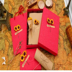 Vintage stationery set gift box romantic letter paper envelopes for lovers gift packing.