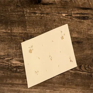 Vintage floral letter paper stationery for romantic love letters, elegant and simple writing.