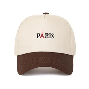 Detailaufnahme der Vintage-Baseballkappe mit Paris-Stickerei und Eiffelturm-Motiv