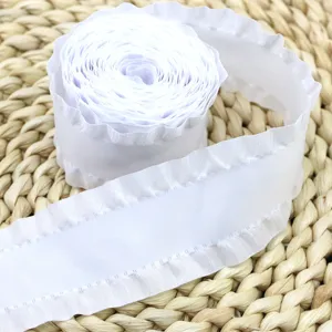 Nastro con volant bianco nastro in tessuto plissettato per cucito confezione regalo fai da te.