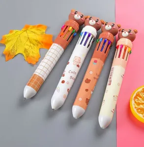 Vue détaillée de quatre stylos à bille 10 couleurs avec des figurines d'ours mignonnes.