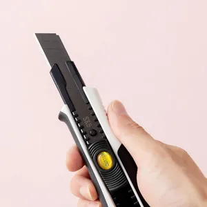 Durable utility knife with SK5 steel blade and ergonomic handle for precise paper cutting.