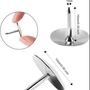 Metall Reisszwecken Detailansicht mit 10mm Länge und 1mm Dicke für Korkwand Nutzung.