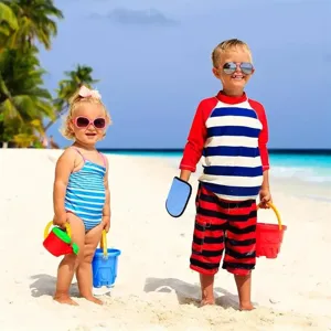 Children beach sand removal mitt detail view, child friendly fabric glove for sand clean.