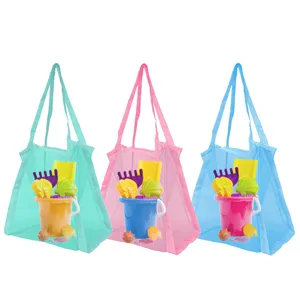 Lot de trois sacs de plage en filet aux couleurs pastel avec jouets de sable enfant