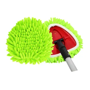 Cabezal de repuesto de mopa de chenilla verde con base roja para una limpieza diaria.
